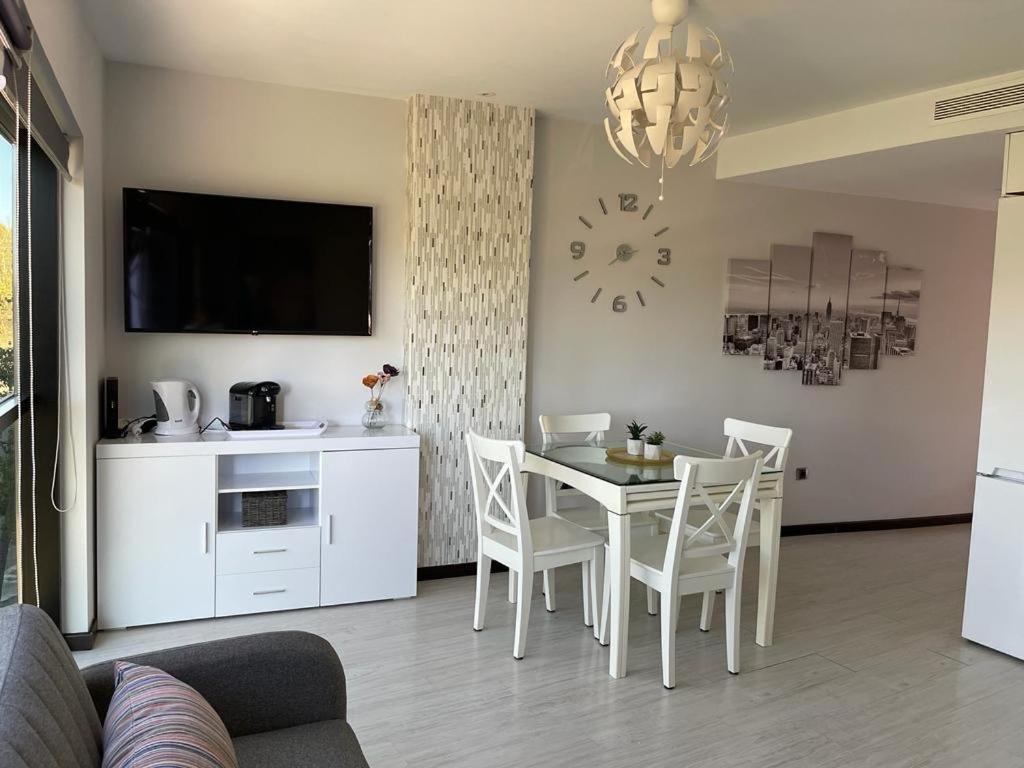 Tecnocordoba II Aparcamiento Privado Gratuito Y Piscina Apartment Bagian luar foto