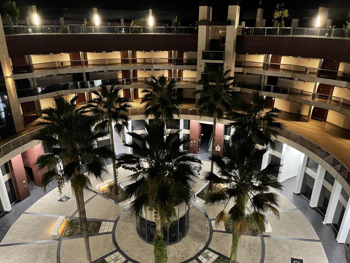 Tecnocordoba II Aparcamiento Privado Gratuito Y Piscina Apartment Bagian luar foto